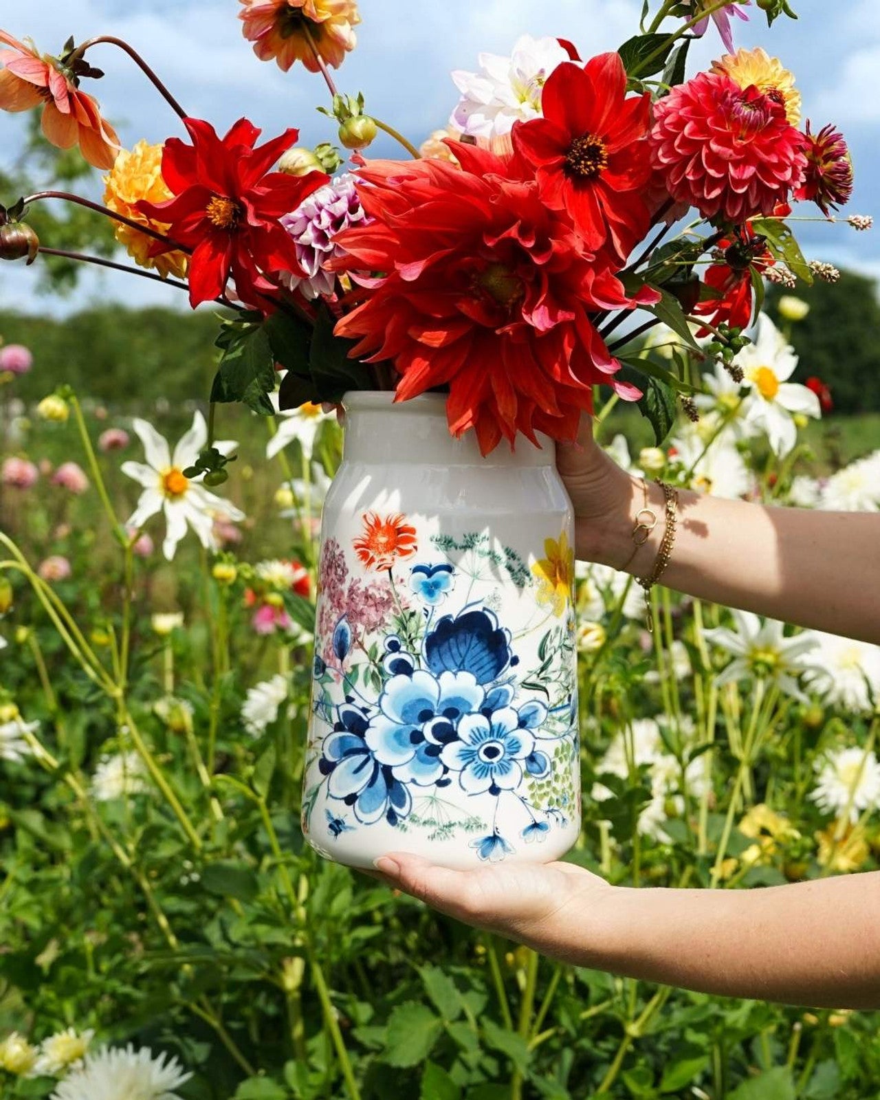 Tejeskanna váza – Flower Garden – 25,5 cm