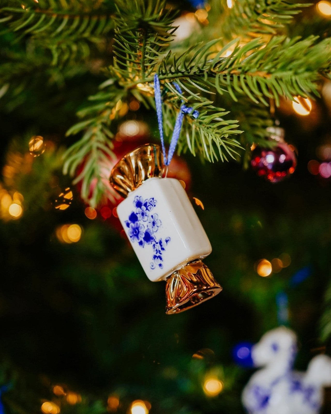 Christmas Ornament - Toffee Gold