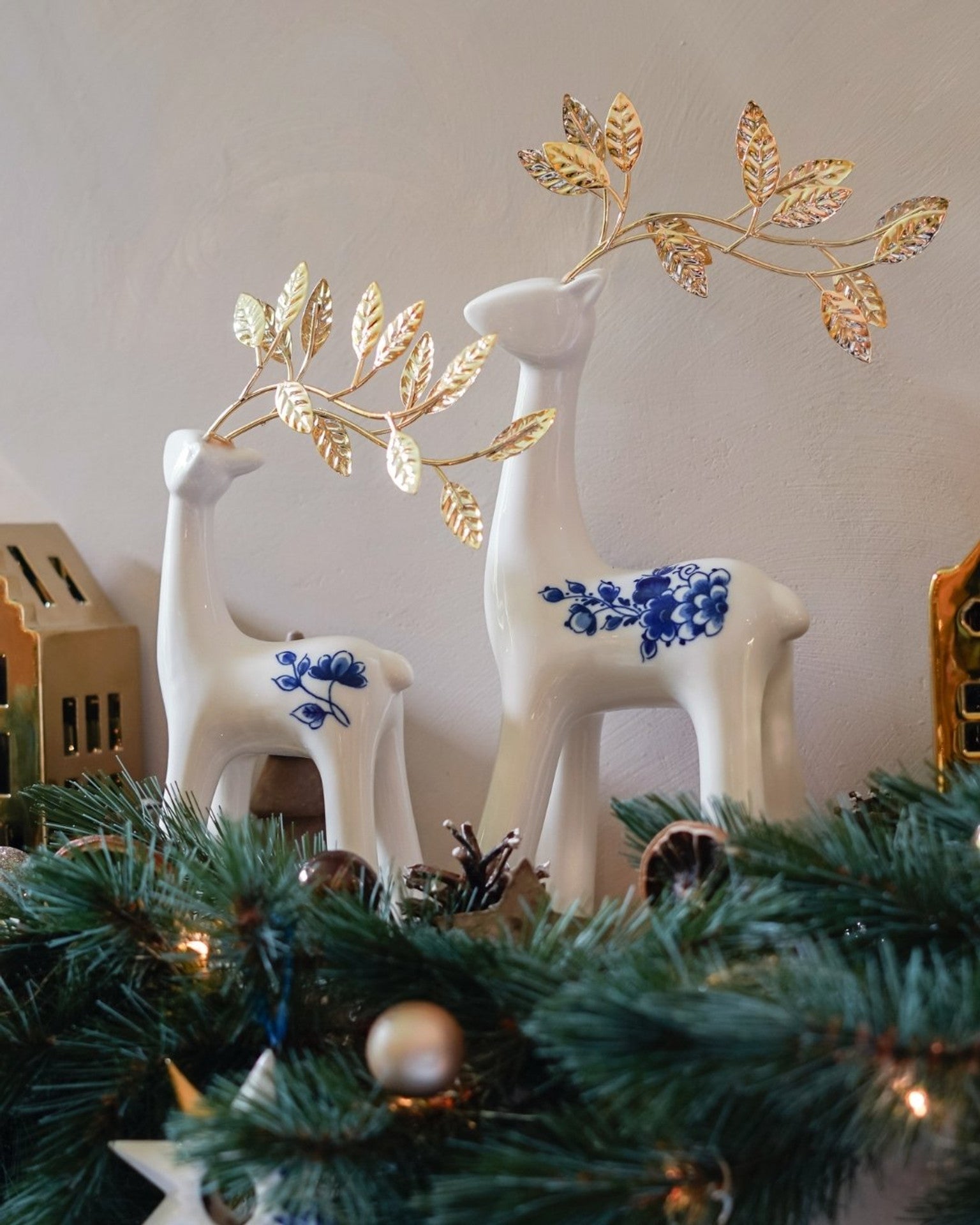 Reindeer Large - Gold - 31 cm-3