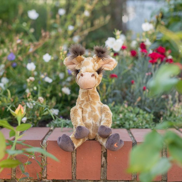 Camilla - Giraffe Plush